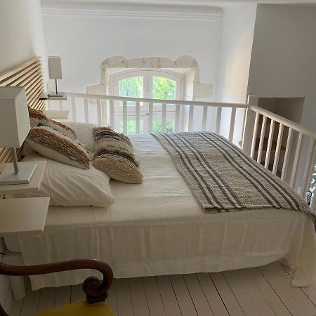 Duplex De Charme Apartment Villeneuve-les-Avignon Bagian luar foto