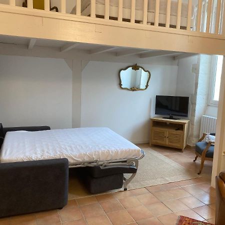 Duplex De Charme Apartment Villeneuve-les-Avignon Bagian luar foto
